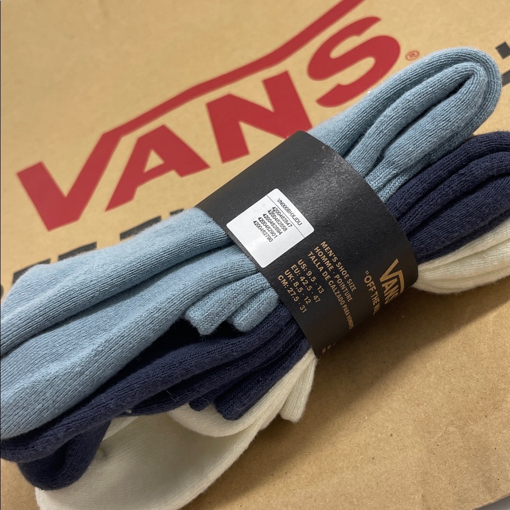 VANS. HALF CREW
HAUTEUR CHENLE CALCETIN DE MEDIA CAÑA
"OFF THE WALL"
3 PACK - Picture 10 of 16